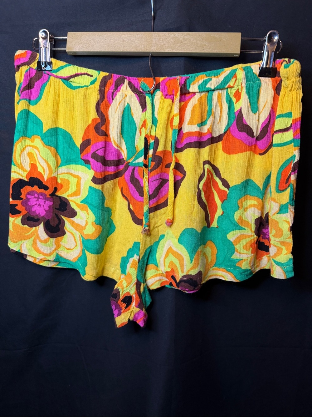 Gianni Bini Yellow Multicolor Floral Swim Coverup Shorts